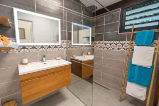 VILLA CORAIL AZUR F3 GRAND BOIS PROCHE DU CHU - Saint-Pierre - 2