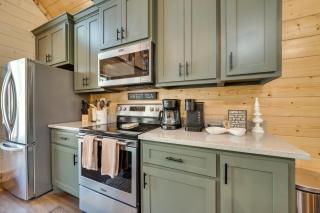 Family-Friendly Broken Bow Cabin Rental with Hot Tub - Broken Bow - 3