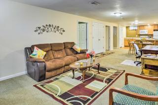 Shared Patio and Fire Pit Denver Apartment - Denver - 6