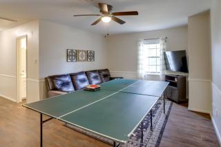 Roomy Houston Rental w/ Home Office & Private Pool - 8