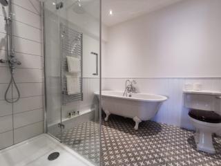 Bridport Arms Hotel - 5