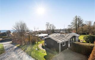 4 Bedroom Cozy Home In Odder - Odder - 9