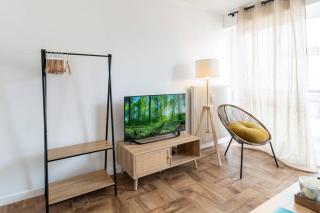 Grand studio l Parking privé l Centre ville - 5