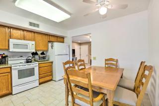 Less Than 1 Mi to Golf Home with Screened Porch in Sun City - Sun City West - 4