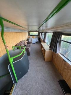 The Green Bus and the lodge - Woodstock - 6