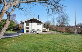 4 Bedroom Cozy Home In Odder - Odder - 1