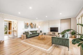 Surfers Reserve Beachfront - WIFI- Family friendly - Middleton - 8