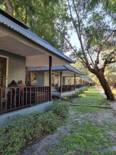 Phayam Cottage Resort - Ko Phayam - 9
