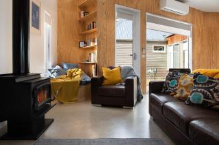 Readers Rest - Clunes - 9