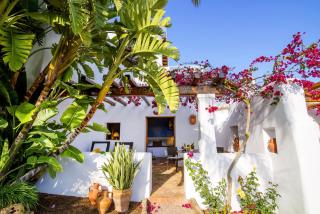 Hotel Rural & Spa Can Curreu - Sant Carles de Peralta - 9