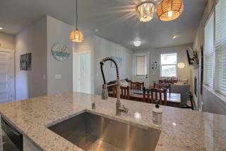 Diggin It At The Beach Cottage Oyhut Bay Seaside Village - Ocean Shores - 3