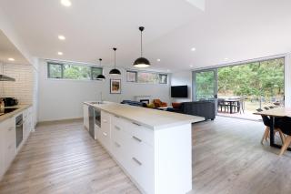 Serenity HG4A 4Br 3&half Ba with Absolute National Park Frontage - 6