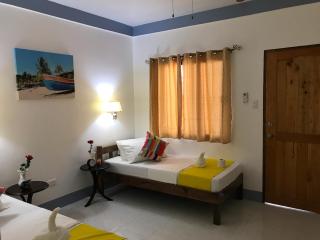 Neptune Diving Resort Moalboal - 1