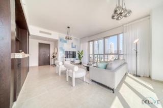Glamorous 1BR at Residences 5 Downtown Dubai by Deluxe Holiday Homes - Dubai - 3
