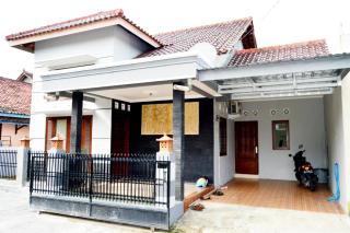 Kotagede Street Homestay Jogja - Demangan - 3