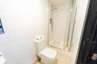 STAY SA Spacious studios next to UOB and 10min to the City! - 8