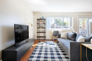 Marina Del Rey 1BR nr marina shops dining LAX-468 - Los Angeles - 0