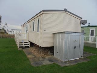 The Chase Topaz Super 4 Berth panel heated Wrap around veranda - Ingoldmells - 8