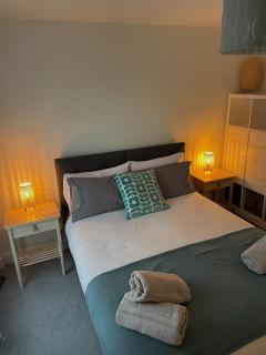 Number 10 Stunning Apartment, Fantastic Location! - 4