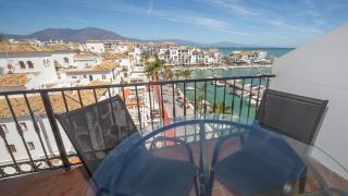 Marina Real 264 - 2