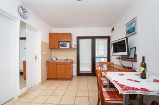 Apartments Danica - Murter - 4