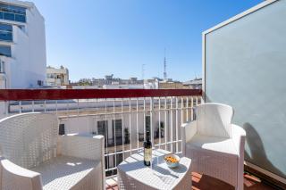 Central & Elegant Loft - with Balcony - 0