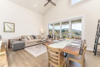 The Pour House #127 - Chelan - 8