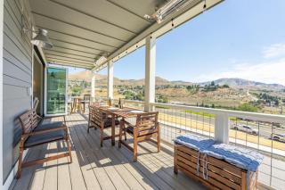 The Pour House #127 - Chelan - 1