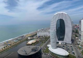 Orbi City Top Floor Aparthotel - Batumi - 4