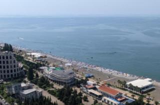 Orbi City Top Floor Aparthotel - Batumi - 3