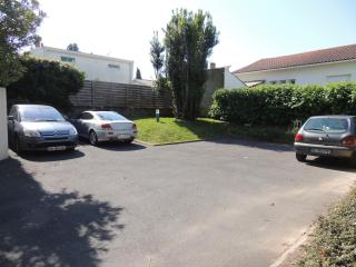 Royan : T2 cosy avec terrasse, proche plage et commerces, parking privé - FR-1-71-63 - Royan - 7