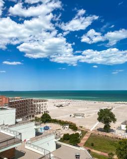 Senior Apartment- 3 room- Luxury Residence Mamaia - Mamaia - 8