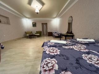 Kutaisi City Heart Apartment - 3