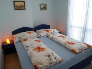 Apartment in Rogoznica with sea view, balcony, air conditioning, WiFi 5153-3 - 2