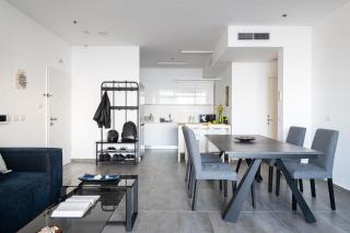 Luxury Two Bedroom Seaview Apt - Bat Yam - 9