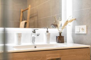 Calm apartment with private patio by REMS - Málaga - 6