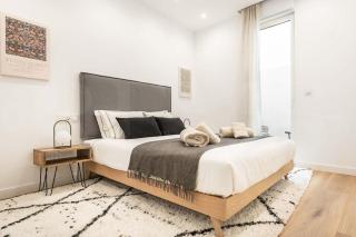 Calm apartment with private patio by REMS - 3