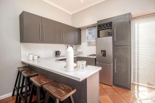 Studios on 2nd - Studio 2 - Summerstrand - 9
