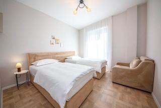 Green Terrace Square View - Tirana - 6