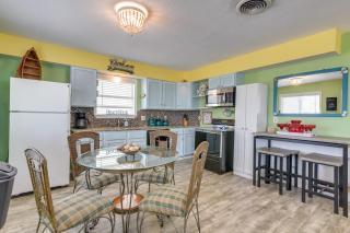 Walk to Gulf Surfside Beach Home with Deck - Surfside Beach - 2