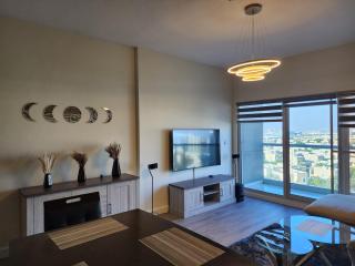 Upgraded 1 Bhk Silicon Oasis Short or long rental - Dubai - 7