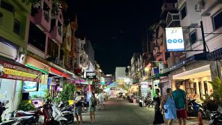 Relax Guest House - 1