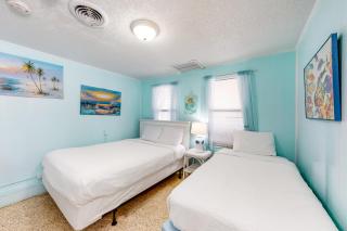 O'Grady's Little Villa - 9