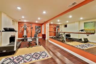 Celebrity Oceanfront Estate - 2