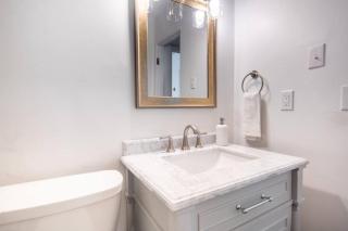 “Hole in the Bottle” Dog-Friendly Retreat Near Wineries/Spire/GOTL - 9