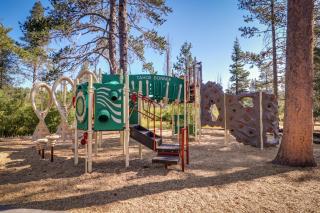 Hansel Hideaway - Truckee - 1