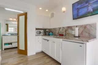 Surf and Sand Beach Bungalow - San Diego - 1
