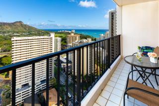 Ocean View Escape, Steps to Beach & Free Parking! - Honolulu - 8