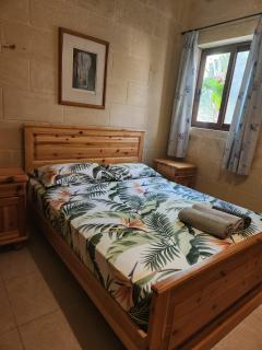 Sunny Gozo Getaway Pool & Easy Check-In - Għajn il-Kbira - 8