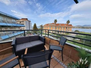 Baiona, primera línea de Playa Ladeira, terraza. - Baiona - 0